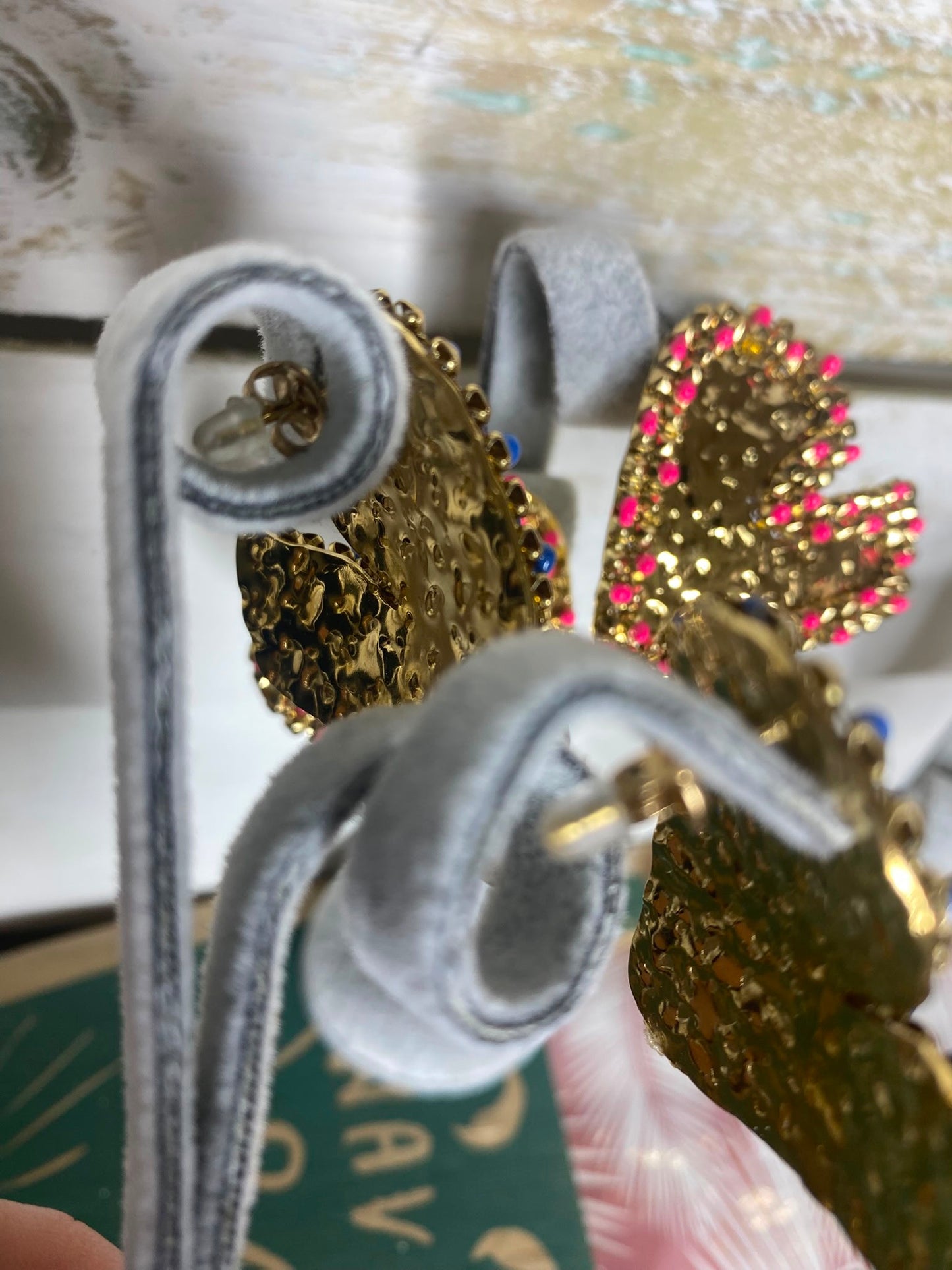Boucle oreillle coeur , acier inoxydable martelées percée