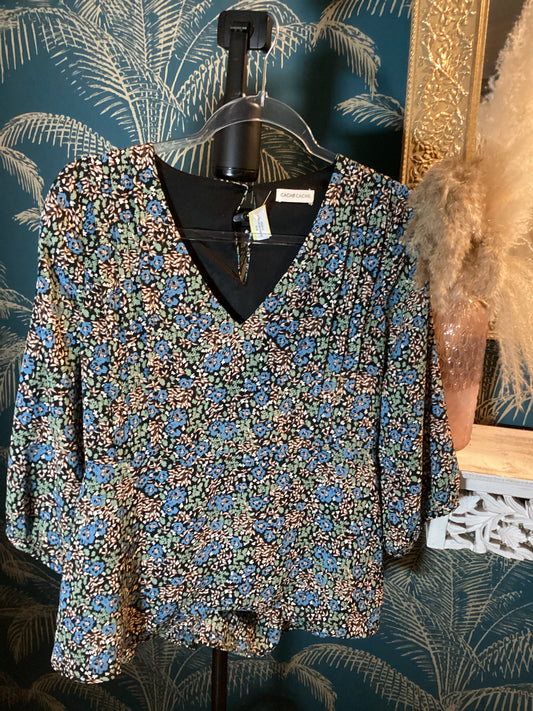 Top blouse cache cache a fleurs taille 36