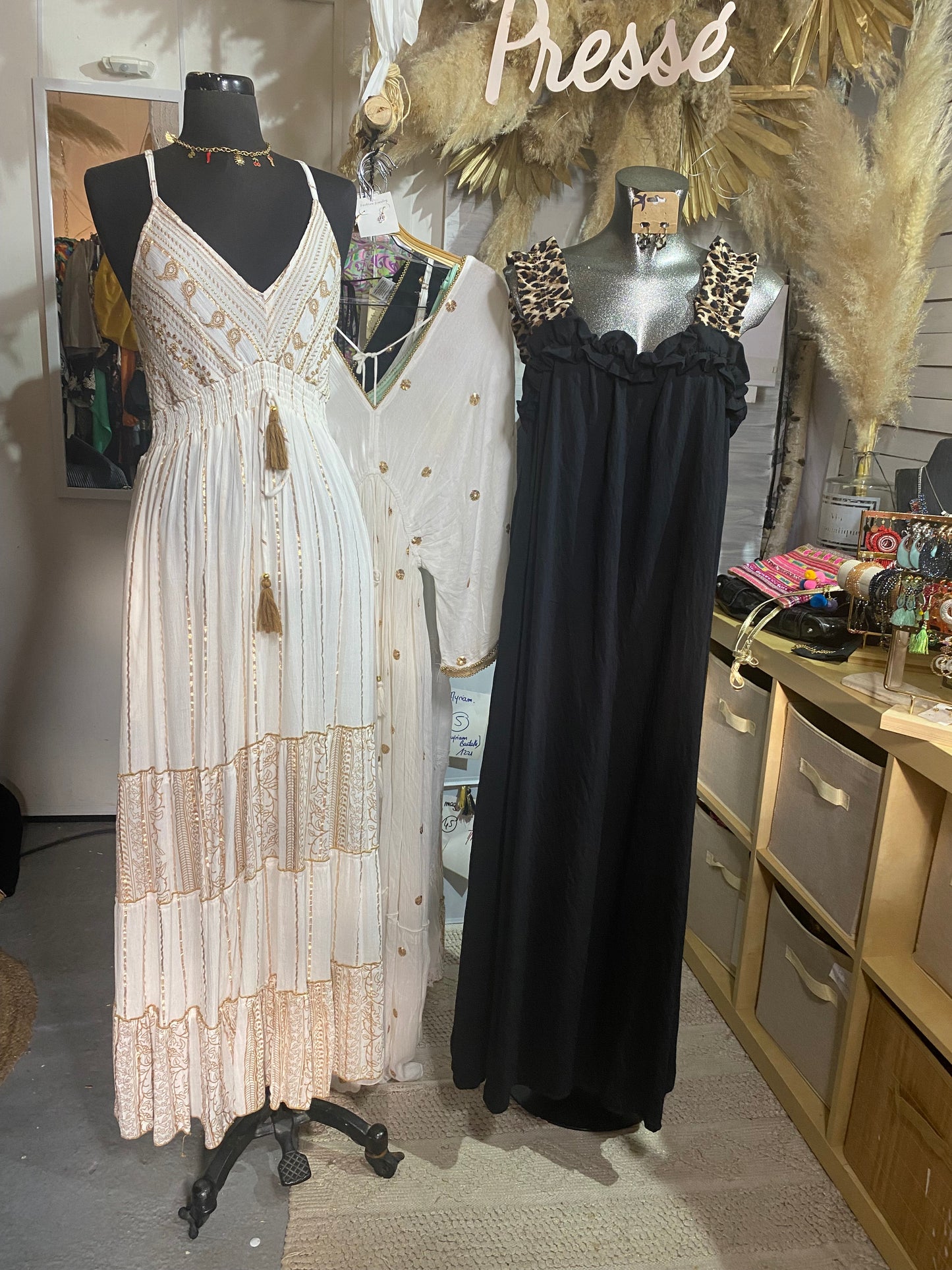 ROBE COLLECTION PARIS/MILAN LEOPARD NOIR TAILLE UNIQUE