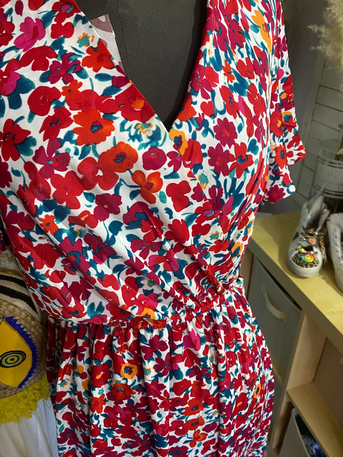 Robe fleurie a volant taille unique (36/50)