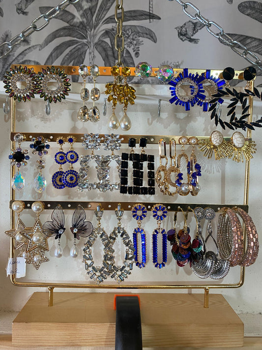 BOUCLE OREILLE IN.CRO.YABLE PORTANT