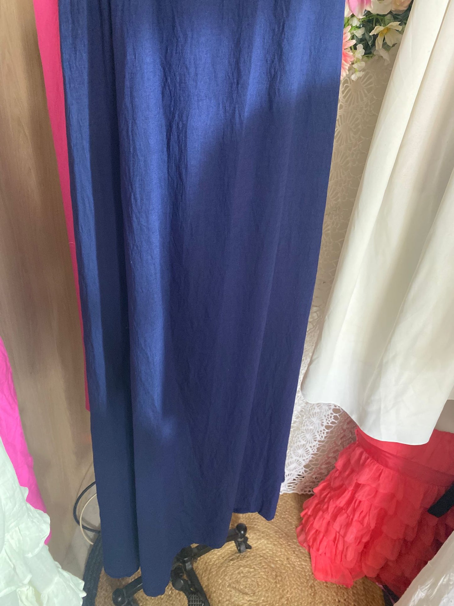 robe Sarah  a bretelles magnifiques avec bretelles léopards