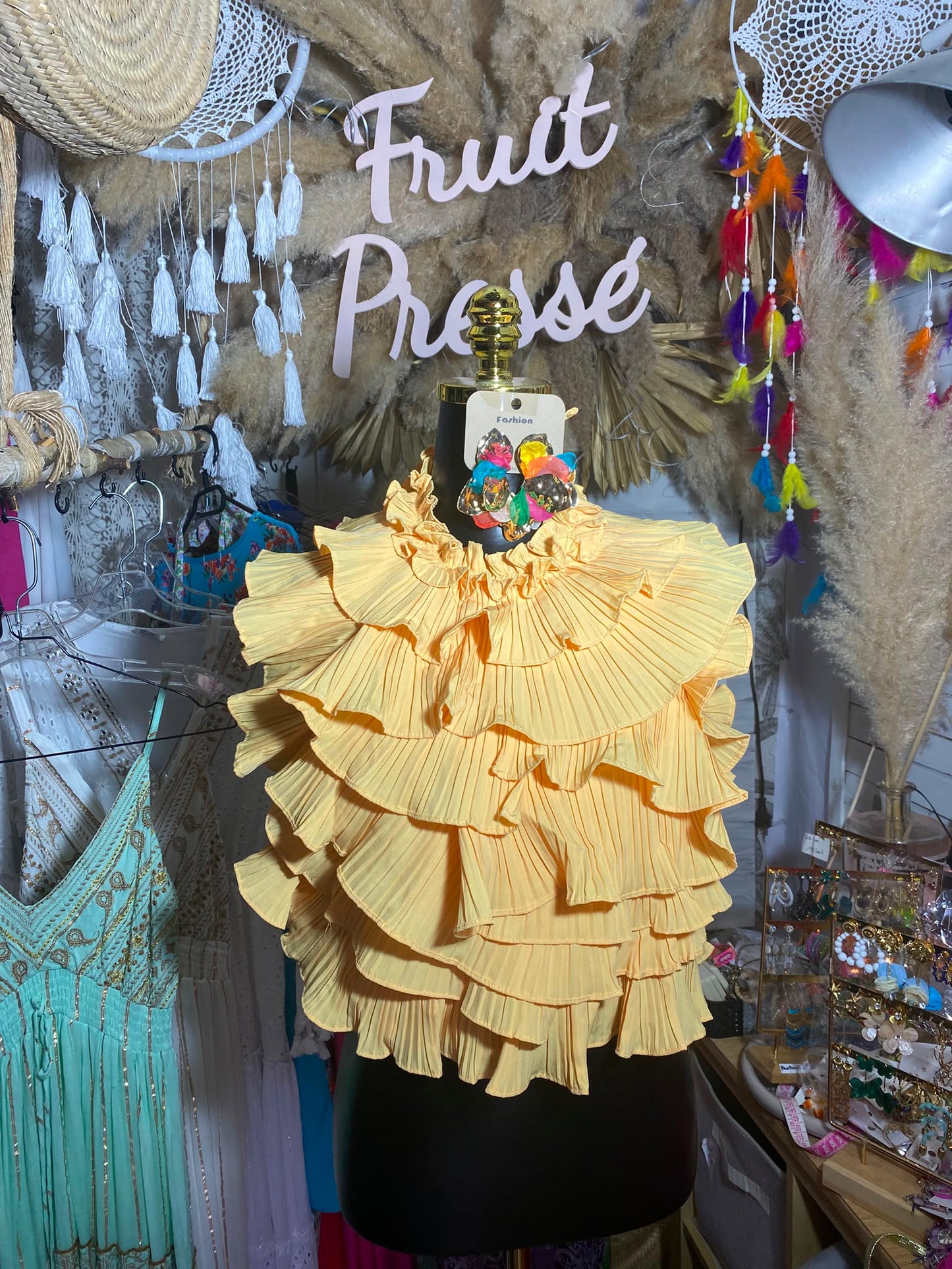 haut creation dos nu magnifique ! jaune